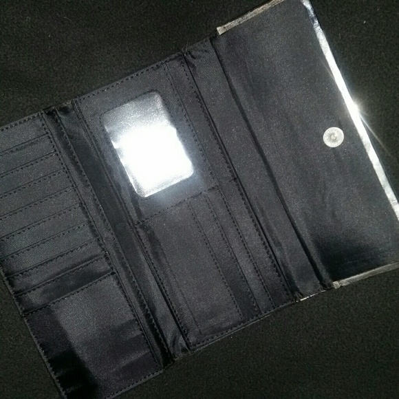 Wallet - Picture 2 of 3